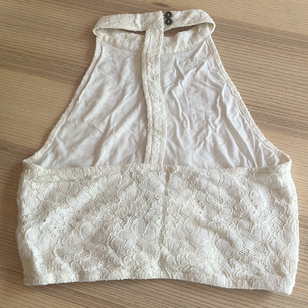 Forever 21 lace crop top - Picture 2 of 3